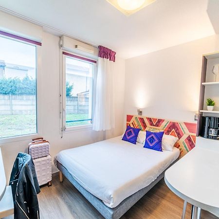 Montempo Apparthotel Lyon Viviani Vénissieux Екстериор снимка