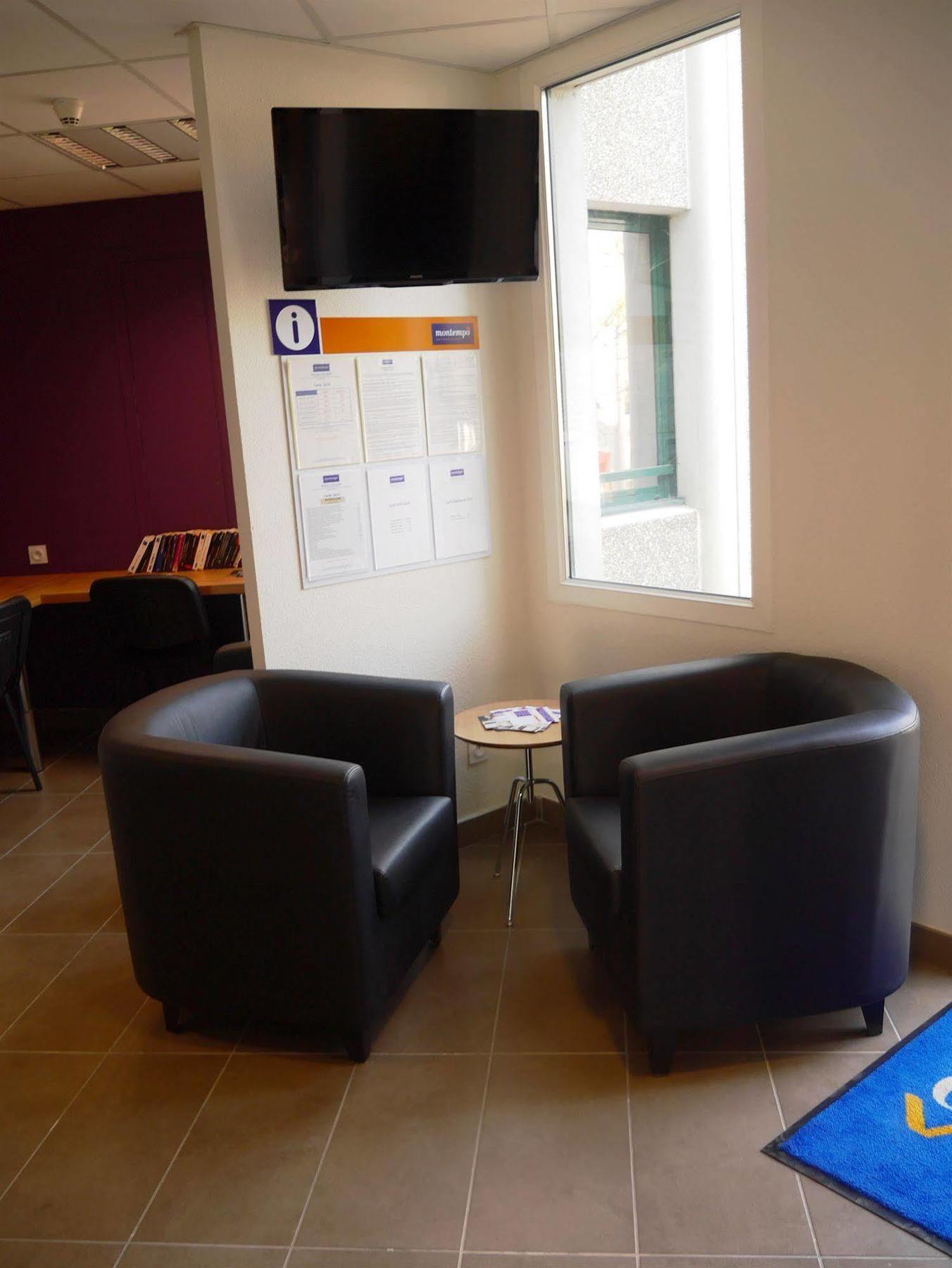 Montempo Apparthotel Lyon Viviani Vénissieux Екстериор снимка
